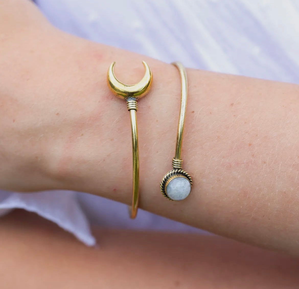 Tanvi Bangle - Moonstone